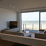 Le Zilt Rénové Deux Vue Et Dune Avec Parking Privé à By La Conciergerie * La Panne