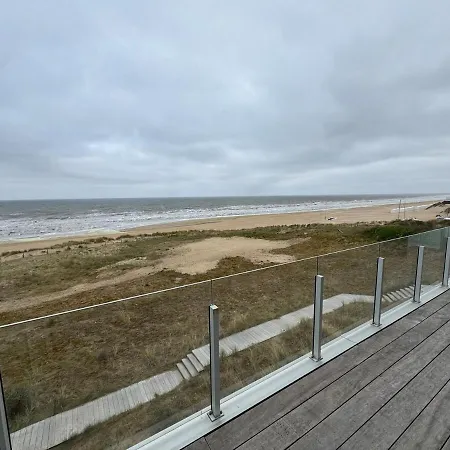 Le Zilt Renove Deux Vue Et Dune Avec Parking Prive A By La Conciergerie * De Panne