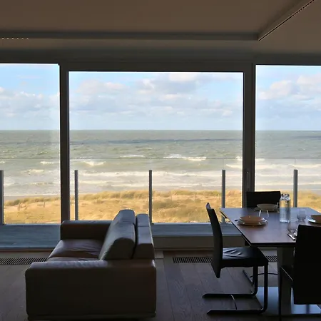 Apartment Le Zilt Renove Deux Vue Et Dune Avec Parking Prive A By La Conciergerie De Panne